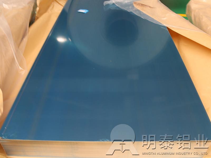 明泰超寬幕墻鋁板生產(chǎn)廠家-1060鋁板、3003鋁板